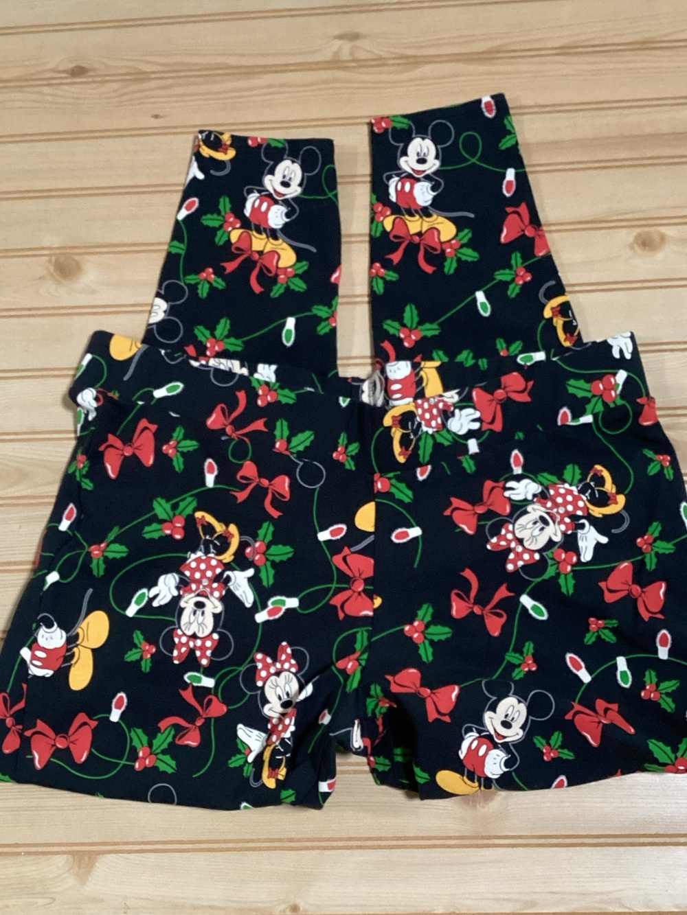 Torrid Size 2 Disney Mickey & Minnie Christmas Holiday Pull On Leggings